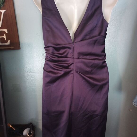 David's Bridal eggplant runched side sleeveless formal - Picture 4 of 9